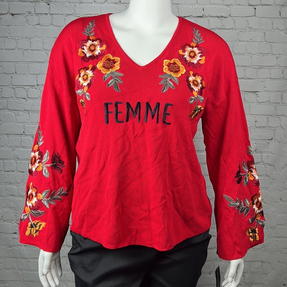 INC Red Embroidered Bell Sleeve Femme Sweater Plus Size 1X 2X 3X - Picture 2 of 6